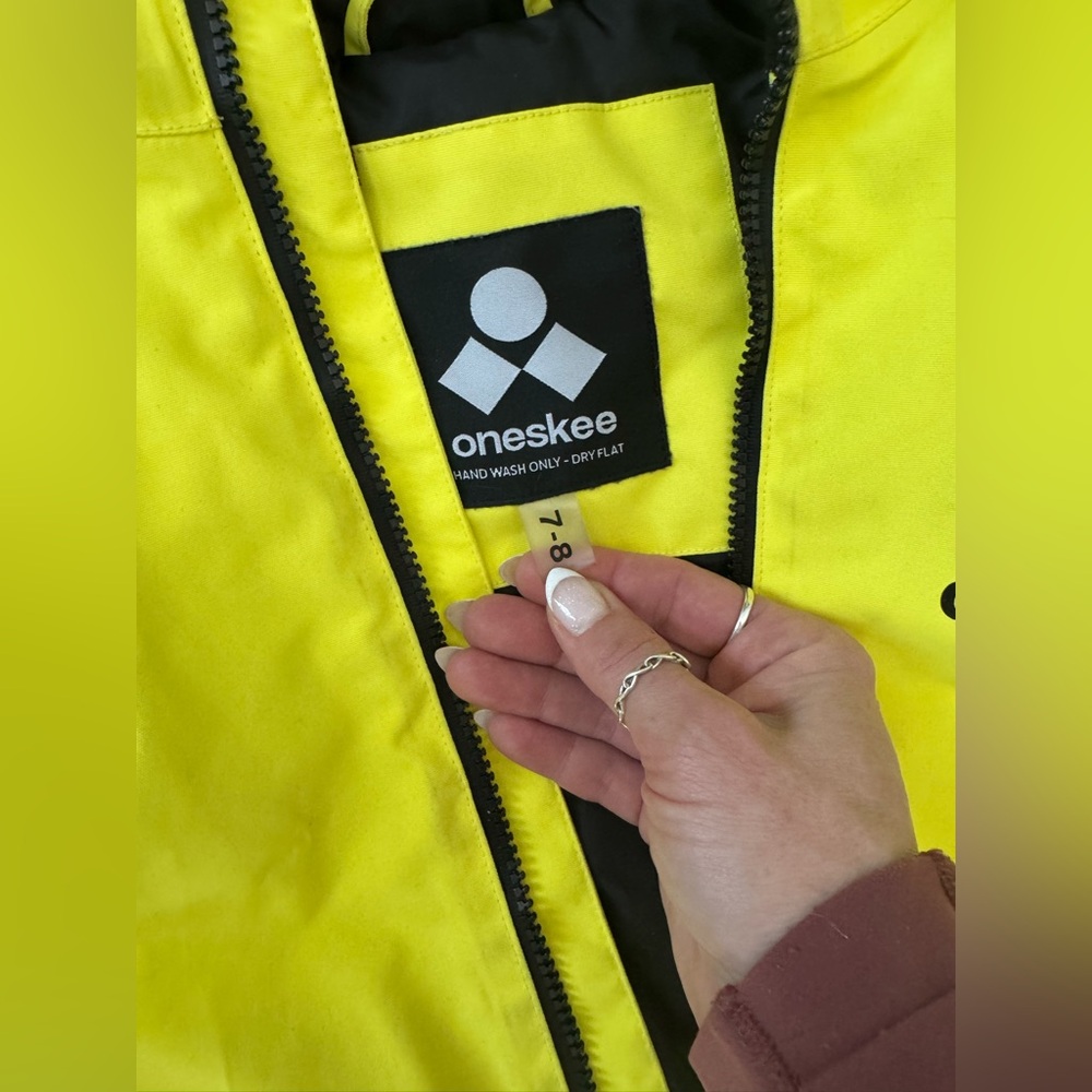 Oneskee Kids Neon Yellow One Piece Snow Suit Ski Suit Size 7-8 Waterproof - Picture 4 of 12